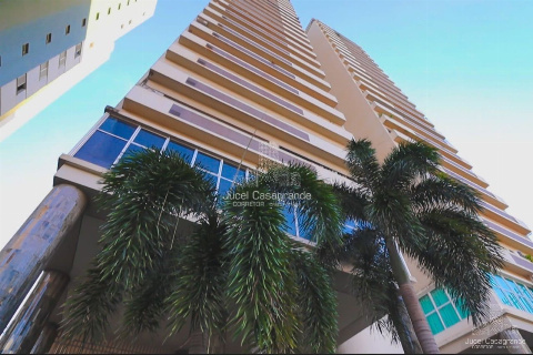 Apartamento para Venda em Maringá - PR, Zona 01 Centro