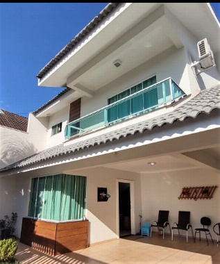 SOBRADOS, Rua Chihiro Nakatani